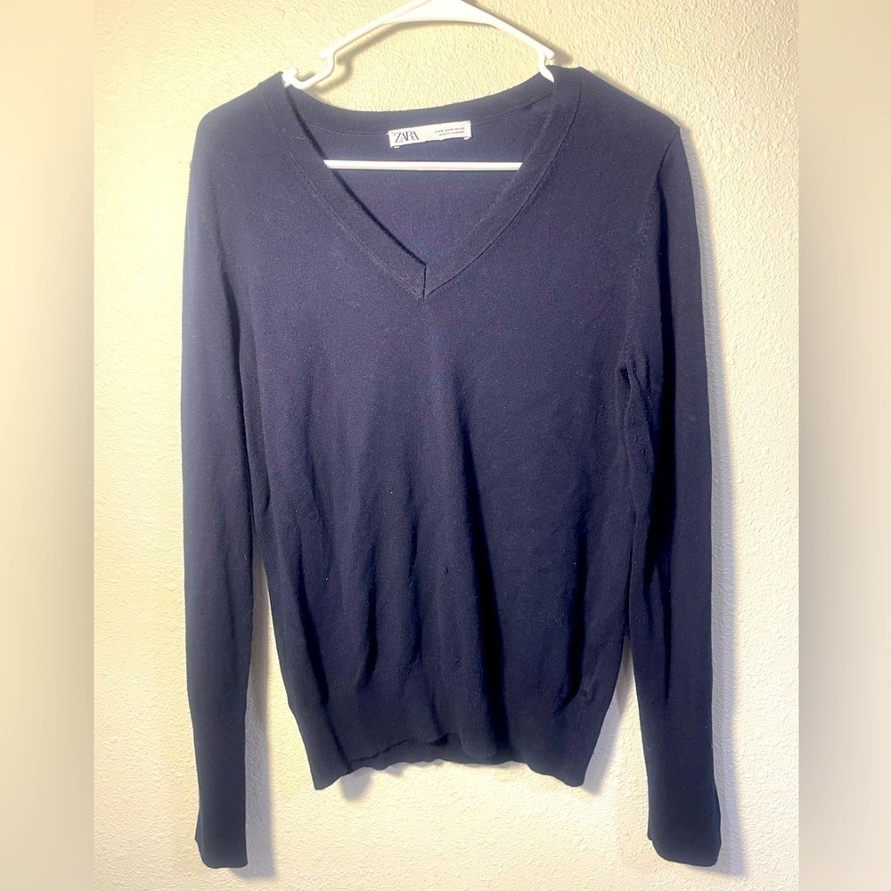 Zara Navy V-Neck Classic sweater- Size Medium